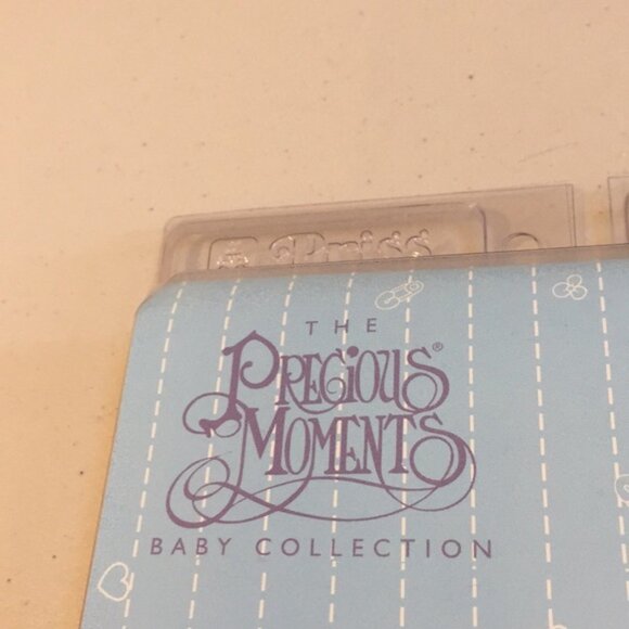 The Precious Moments Baby Jumbo Wall Stickers - Picture 5 of 16